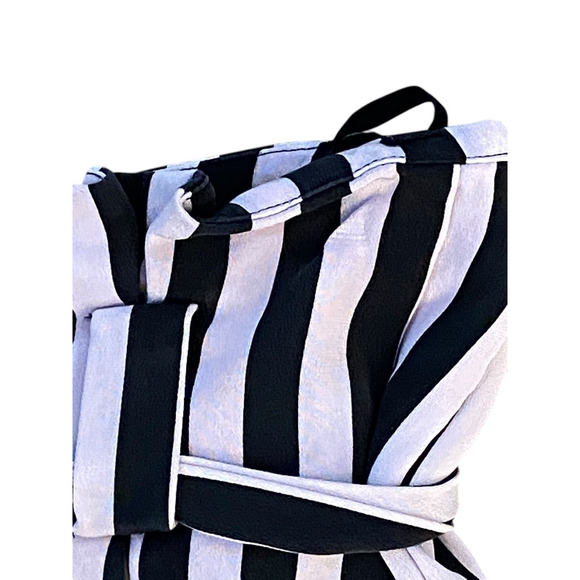 L'AGENCE Belted Silk Shorts Sz 4 EUC Black Lavender Stripe - Picture 4 of 5